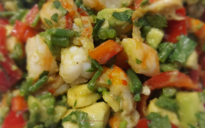 Salade met Avocado, Vis en Kruiden